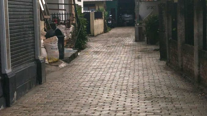 Gampong Ateuk Pahlawan Pasang Paving Blok di Gang Buang, Cegah Genangan dan Penyakit