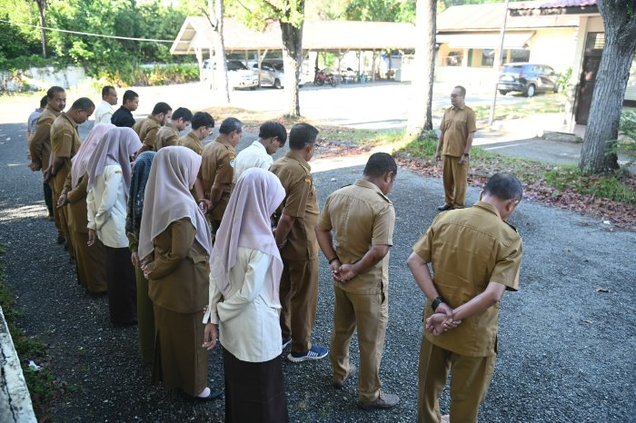 Plt Kadis Kominfo Ajak Pegawai Bangun Kebersamaan dan Tingkatkan Kinerja Lewat Rapat Mingguan