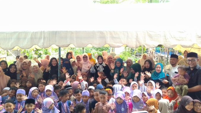 Bunda PAUD Banda Aceh Menyapa Anak-Anak PAUD di Gampong Peunyeurat