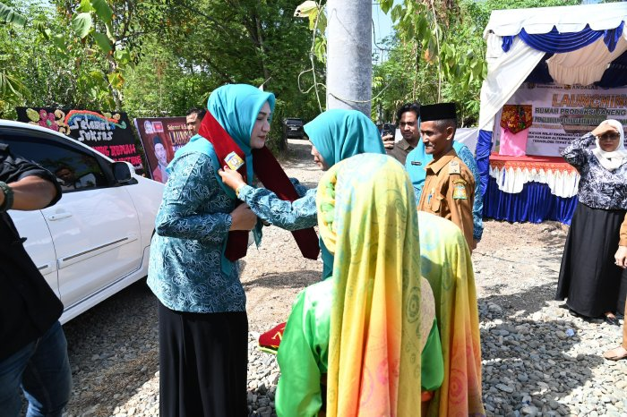 Asisten II Sekdakab Aceh Besar Hadiri Launching Rumah Janeng Riting
