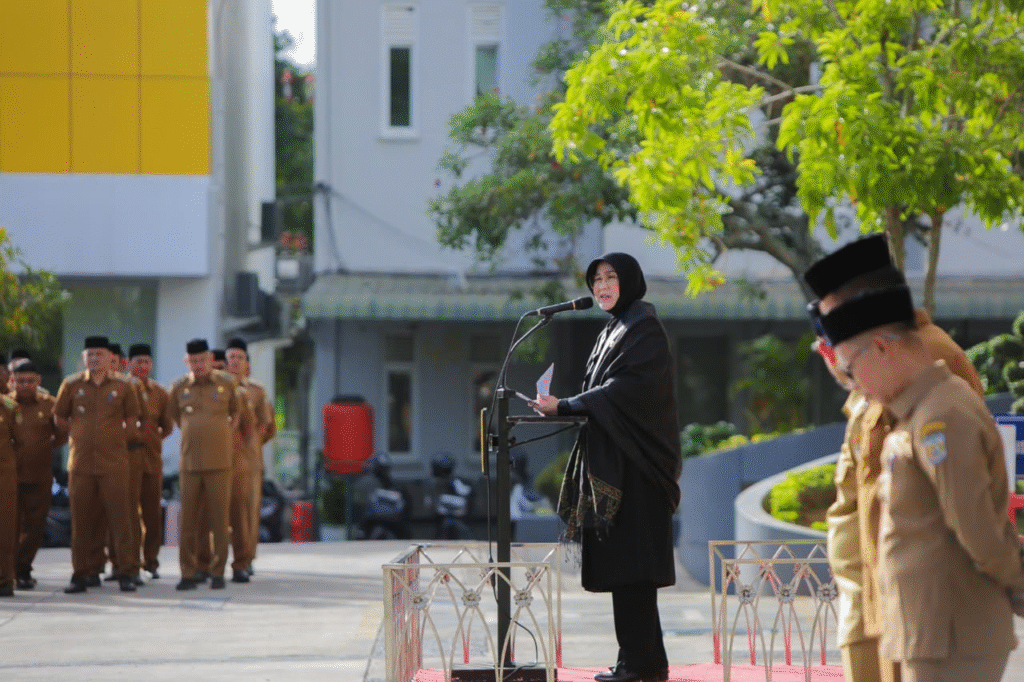Wali Kota Illiza Minta ASN Banda Aceh Full Senyum Saat Layani Warga