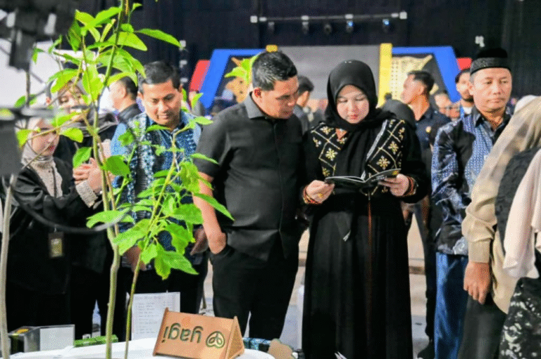 Bupati Aceh Besar Ikut Tabuh Beduk Buka Meuseuraya Festival 2025