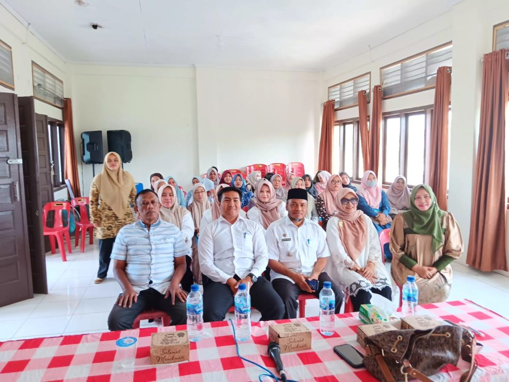 Camat Banda Raya Buka Pelatihan Peningkatan Kapasitas Kader Posyandu
