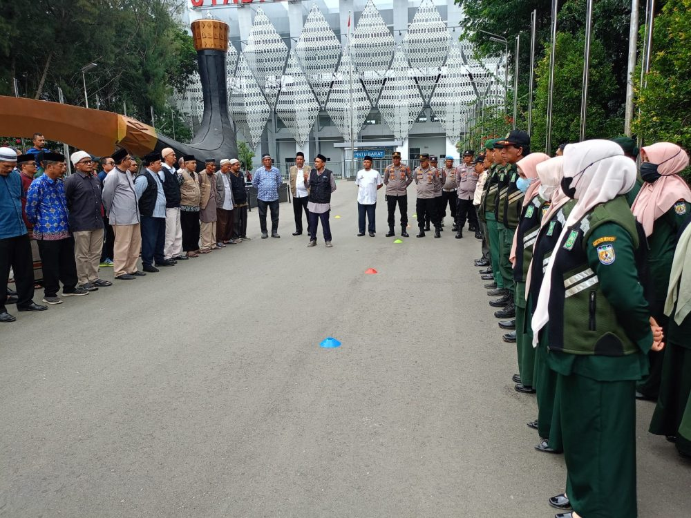 DSI Banda Aceh Gelar Operasi Penertiban Pakaian di Stadion Harapan Bangsa