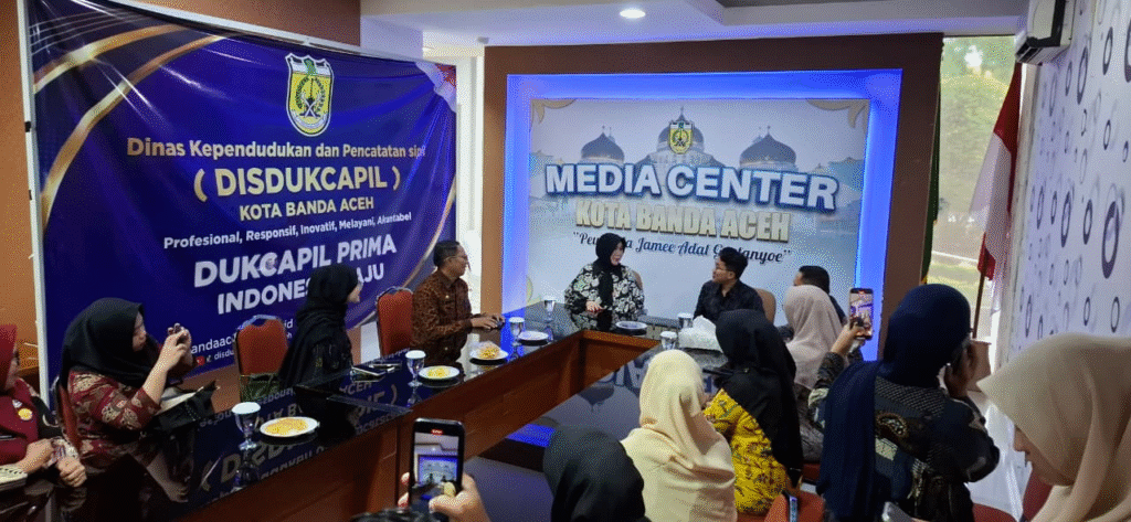 Disdukcapil Kota Banda Aceh Diverifikasi Tim Penilai Nasional, Menuju Predikat ZI WBK-WBBM