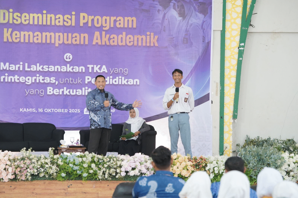Kemendikdasmen Dorong Objektivitas Penilaian Akademik Lewat Diseminasi TKA 2025 di Pontianak