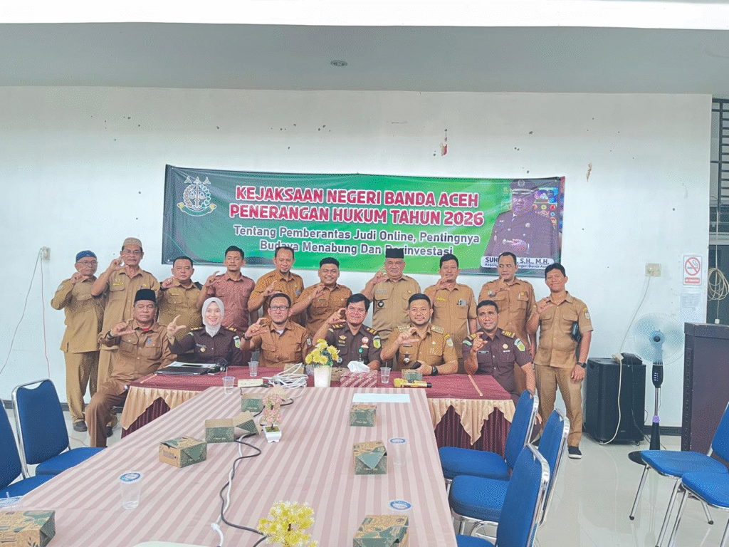 Diskominfotik Kota Banda Aceh Paparkan Materi Pengelolaan PPID pada Sosialisasi Pengelolaan Dana Desa