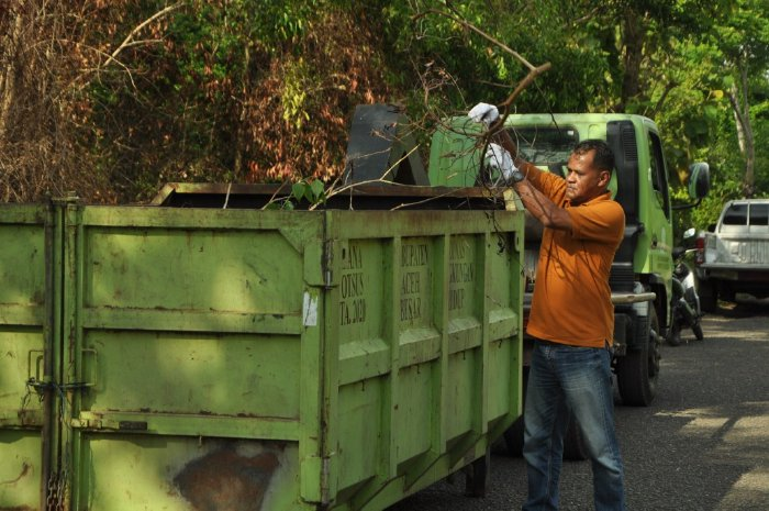 Susul Pembatasan Jam Operasional TPA Blang Bintang, DLH Aceh Besar Himbau Warga Buang Sampah Pagi Hari