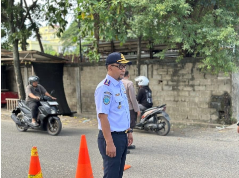 Dishub Banda Aceh Kerahkan 96 Personel Atur Lalin di 13 Titik Kawasan Kuliner Ramadan
