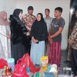 Bantuan Masa Panik Disalurkan Pasca Kebakaran di Gampong Emperom