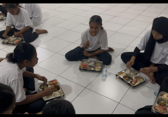 Anisa dan Kisah Toleransi Ramadan di Sekolah Rakyat Kupang
