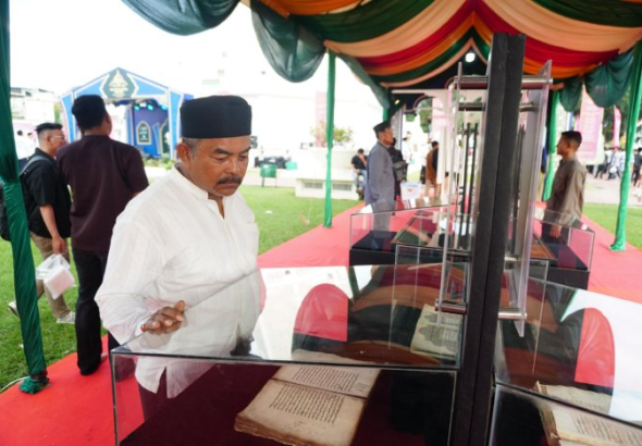 Wakili Bupati Aceh Besar, Asisten II Sekdakab Hadiri Pembukaan Aceh Ramadhan Festival 2026