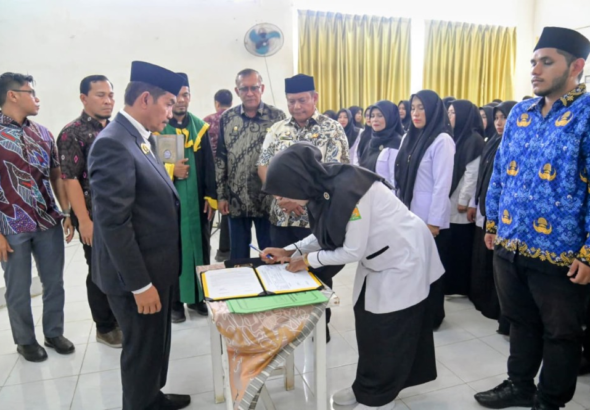 Lantik 4 Kepala Puskesmas serta Pejabat Fungsional, Wabup Syukri Tekankan Pelayanan Maksimal untuk Masyarakat