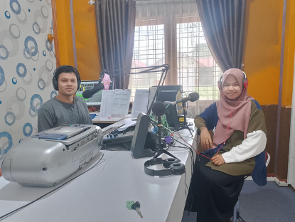 KMK UIN Ar-Raniry x Lexa Community Gelar Program Ngaji Literasi di Radio Baiturrahman FM