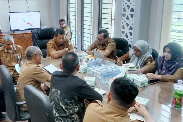 Sekda Aceh Besar Pimpin Pembahasan Standar Harga Satuan Tahun Anggaran 2027