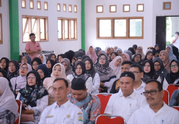 Bupati Aceh Besar Ajak Kepala Sekolah Bangun Pendidikan Berkarakter dan Berkualitas
