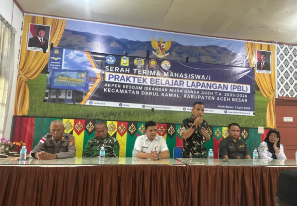 Camat Darul Kamal Ajak Mahasiswa PBL Kesdam Hadir Lebih Dekat dengan Masyarakat