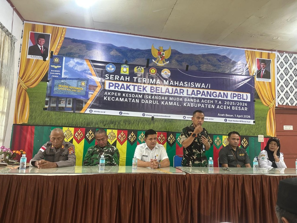 Camat Darul Kamal Ajak Mahasiswa PBL Kesdam Hadir Lebih Dekat dengan Masyarakat