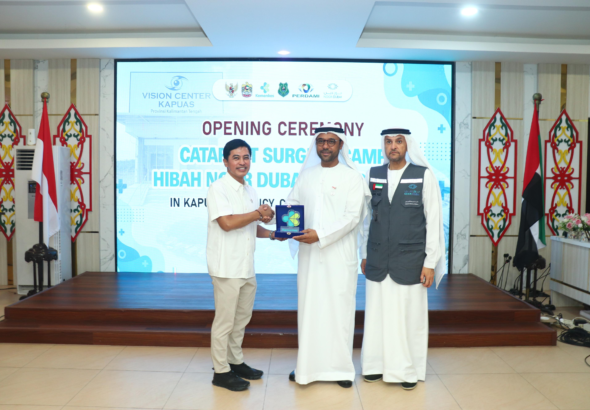 Gandeng Uni Emirat Arab, Kemenkes Hadirkan Operasi Katarak Gratis bagi Ratusan Warga di Wilayah Terpencil