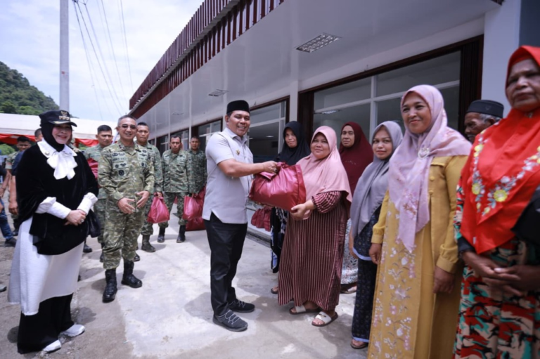 Syech Muharram Hadiri Launching Nasional 1.061 Titik KDKMP di Leupung