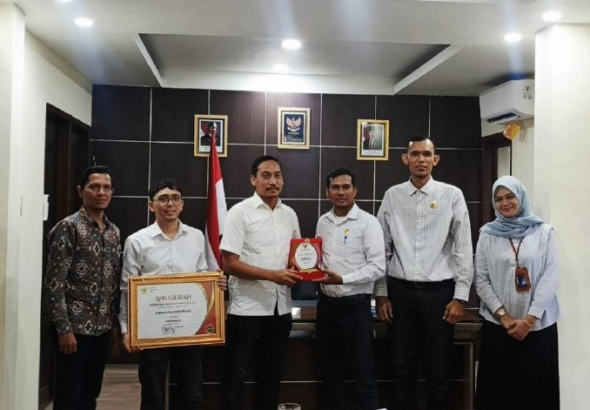 Pemkab Aceh Besar Melalui Diskominfo Raih Anugerah Keterbukaan Informasi Publik Tahun 2025
