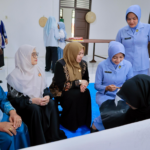 Ketua Dekranasda Aceh Besar Kenalkan Ragam Kreasi UMKM Lokal kepada Ketua PIA Ardhya Garini Lanud SIM