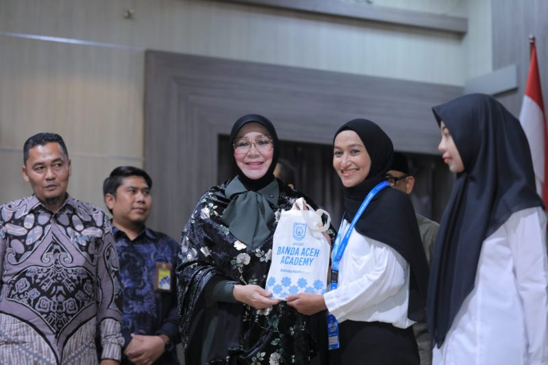 Illiza Buka Pelatihan Kerja Banda Aceh Academy