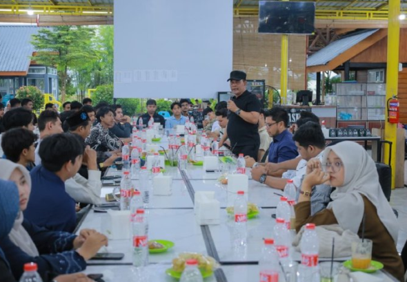 Syech Muharram Ajak Mahasiswa Aceh Besar Jadi Mitra Strategis Bangun Daerah