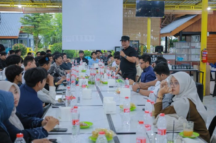 Syech Muharram Ajak Mahasiswa Aceh Besar Jadi Mitra Strategis Bangun Daerah