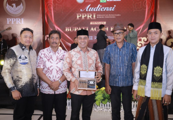 https://acehbesarkab.go.id/berita/kategori/pemerintahan/ppri-siap-kembangkan-tembakau-di-aceh-besar-bupati-muharram-ini-peluang-emas-tingkatkan-ekonomi-petani