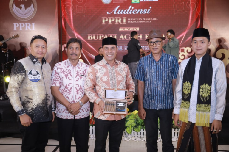https://acehbesarkab.go.id/berita/kategori/pemerintahan/ppri-siap-kembangkan-tembakau-di-aceh-besar-bupati-muharram-ini-peluang-emas-tingkatkan-ekonomi-petani