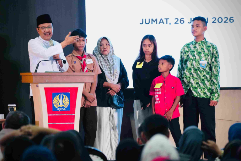 Open House Sekolah Rakyat Surabaya, Orang Tua Terharu Lihat Perkembangan Siswa