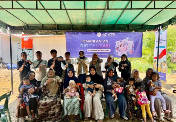 Pulihkan Kesehatan Pascabencana, ITB Pasang Starlink di Huntara Aceh Tamiang