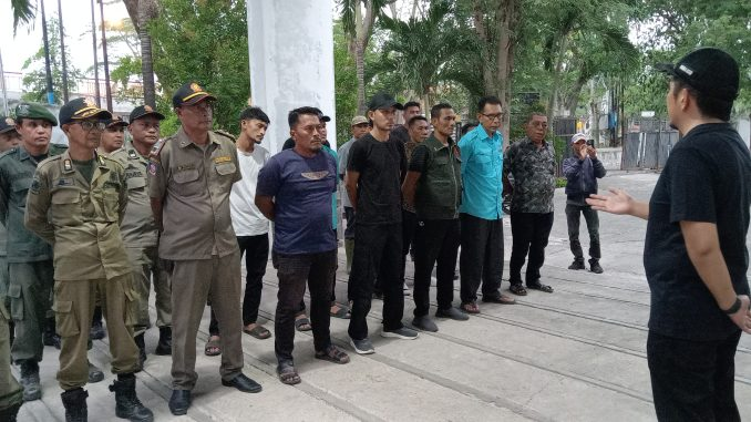 Camat Ulee Kareng beserta Muhtasib dan Linmas Gampong Lakukan Penertiban Syariat Islam di Arena Padel