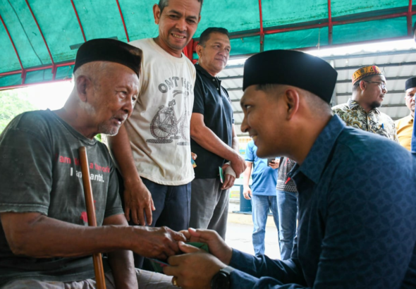 Zakat Hadirkan Keberkahan, Pemko Beri Perhatian untuk Warga Gampong Jawa