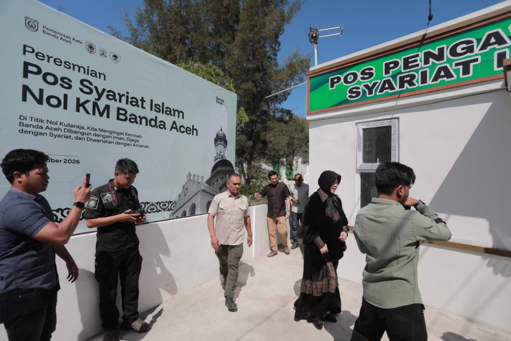 Perkuat Pengawasan Syariat di Kawasan Wisata, Illiza Resmikan Pos Satpol PP-WH di Titik Nol Kutaraja dan Ulee Lheue