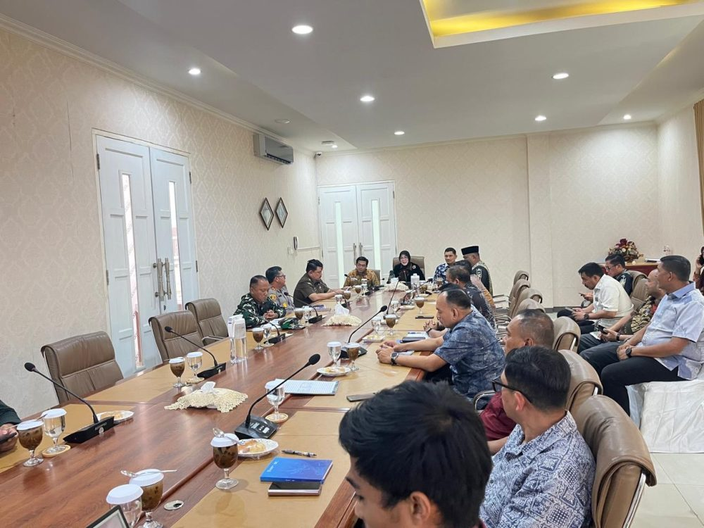 Wali Kota Illiza Pimpin Rapat Forkopimda Bahas Sejumlah Isu Terkini Kota