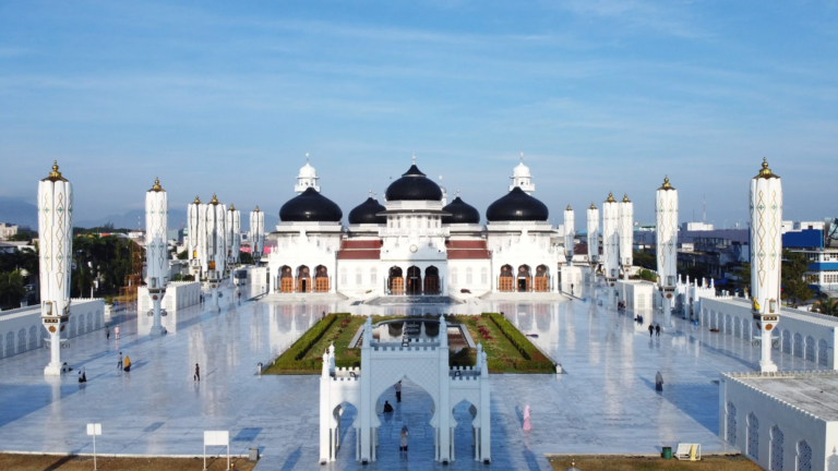 Naskah Khutbah Jumat Masjid Raya Baiturrahman Aceh, 30 Oktober 2026
